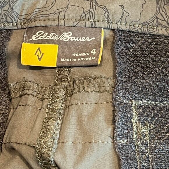 Eddie Bauer Size 4 Dark Green/Gray Horizon Capri Travex Capers Print Cargp Pants - Picture 6 of 6